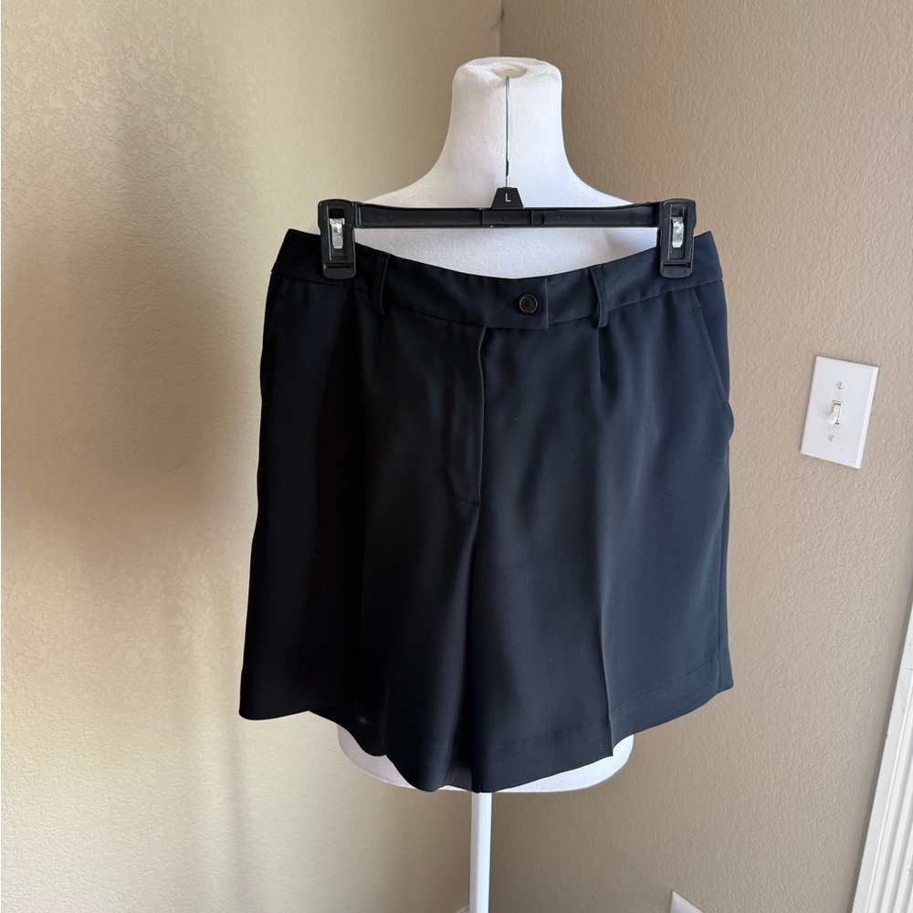 Voter nom Classic Black Women's dress Shorts